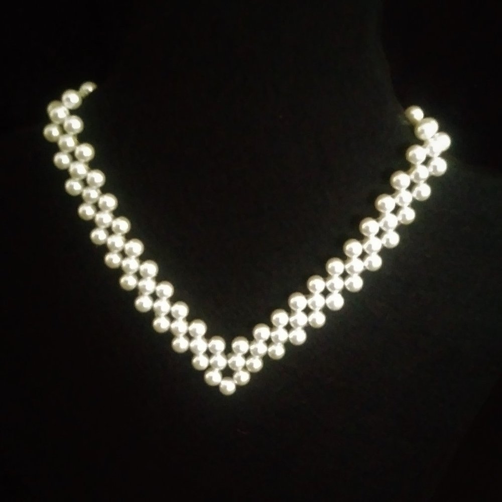 Elegant Crystal Pearl Necklace, Handmade